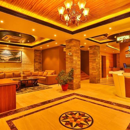 Hotel White Himal Pokhara Extérieur photo