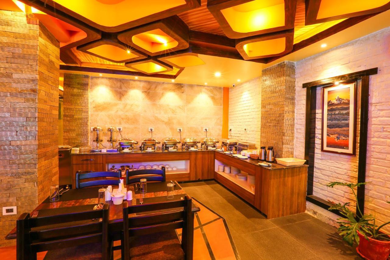 Hotel White Himal Pokhara Extérieur photo