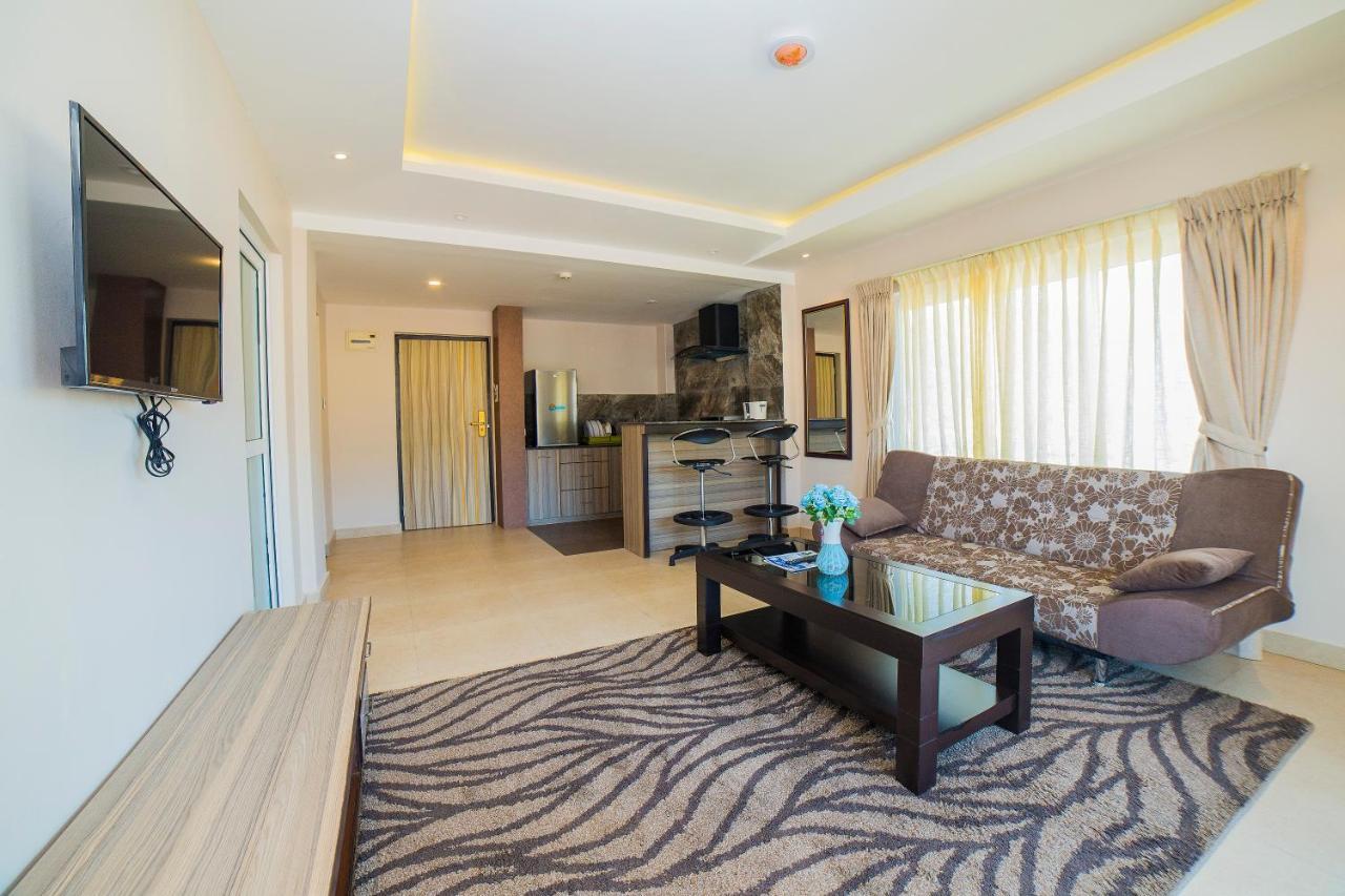 Hotel White Himal Pokhara Extérieur photo
